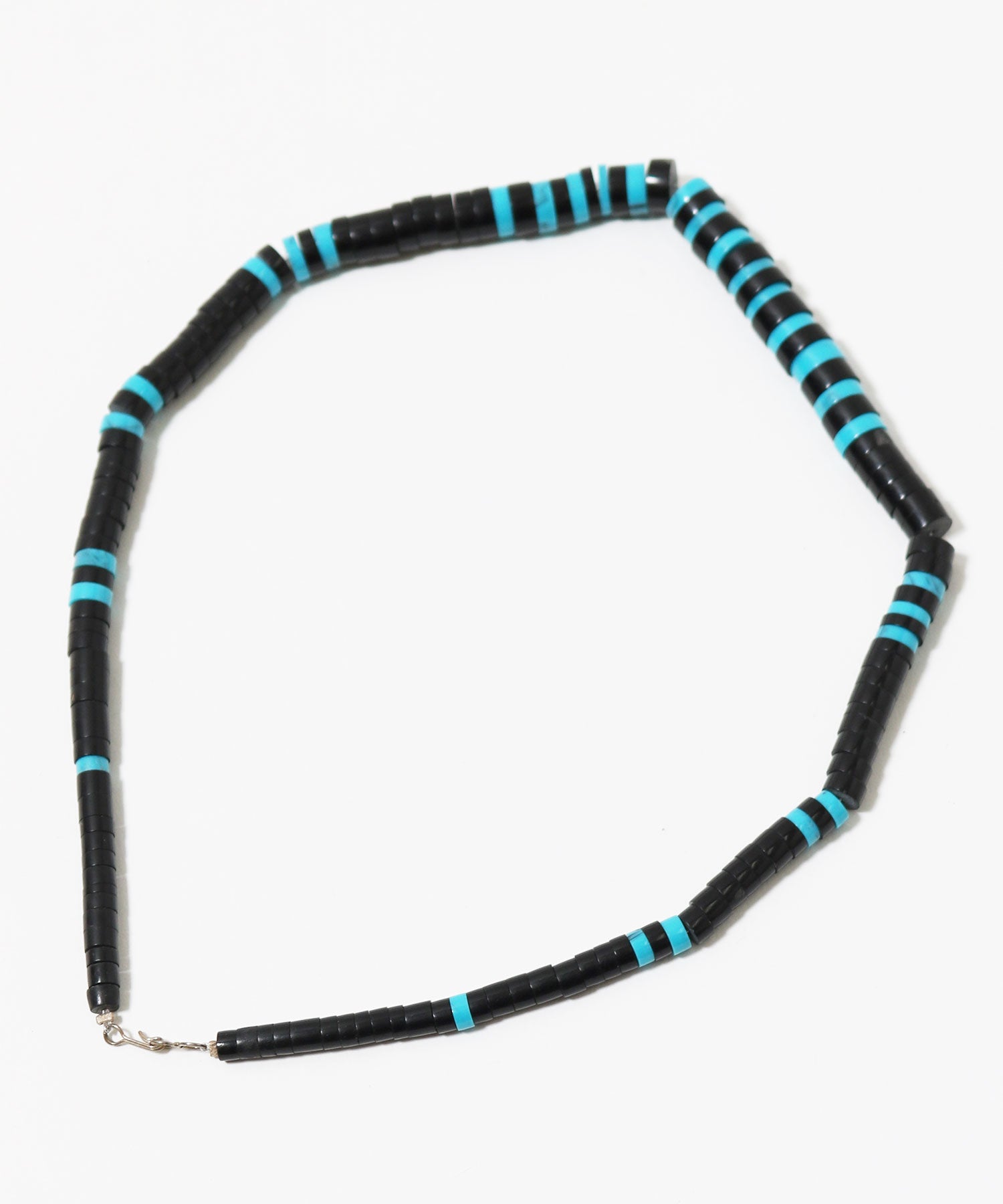 INDIAN JEWELRY 【インディアンジュエリー】- Santo domingo Heishi